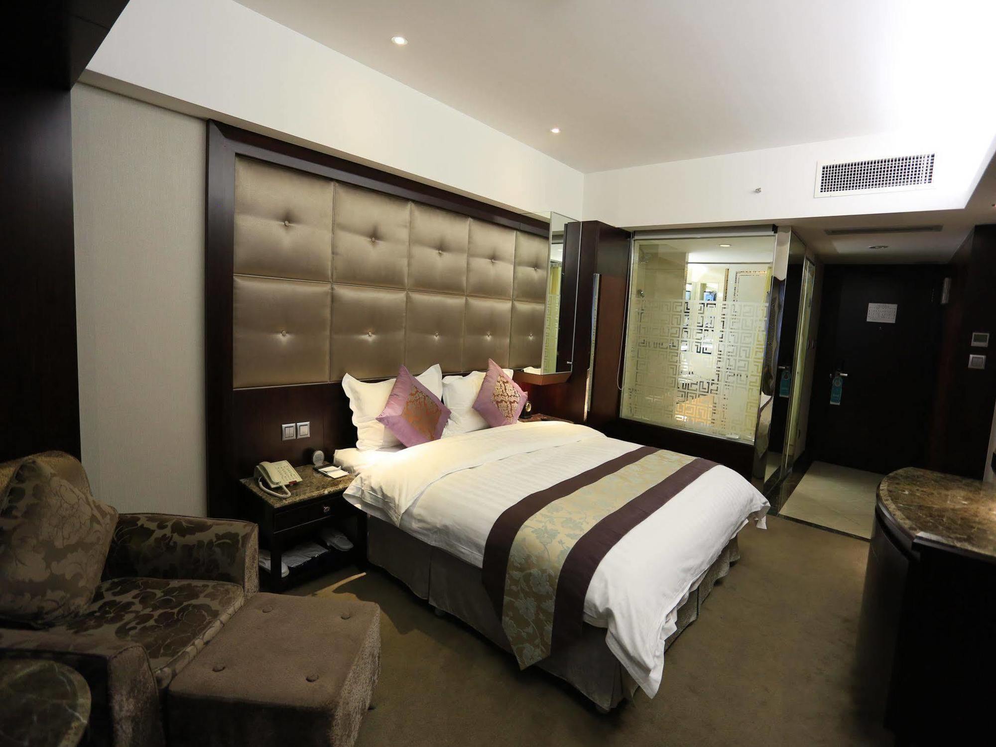 Jin'Gu Hotel Harbin Exterior photo